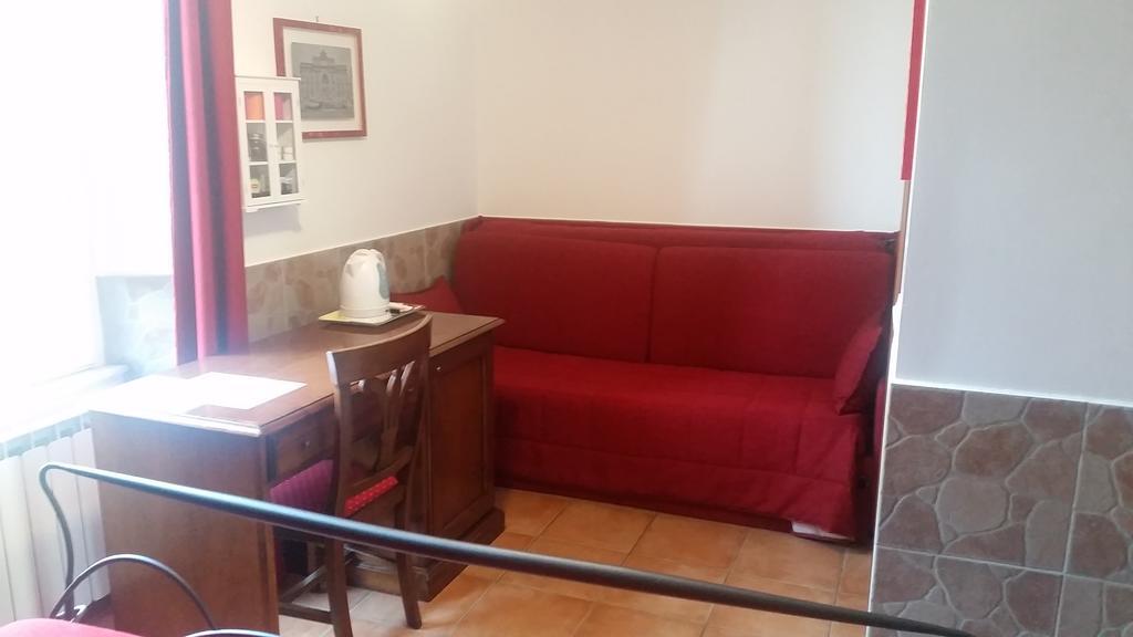 Dreibettzimmer mit Bad