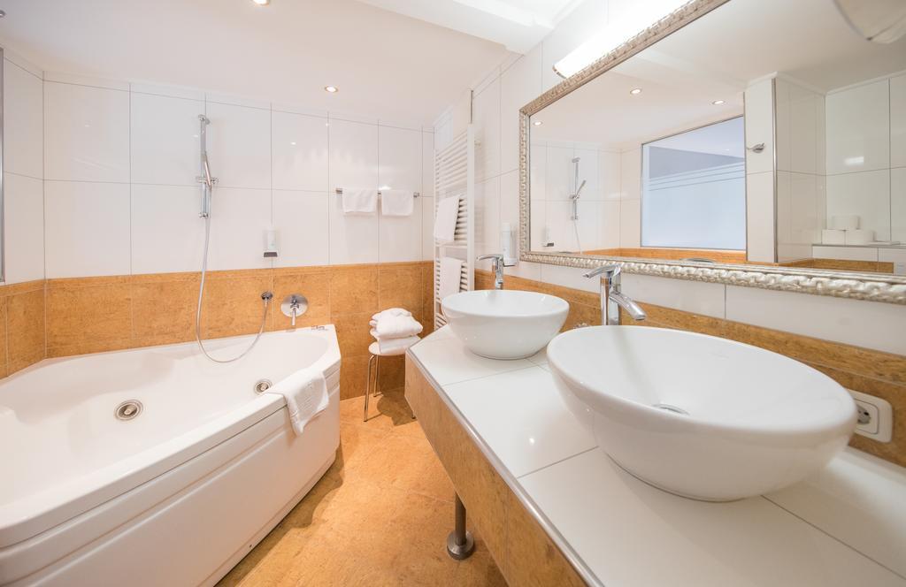 Deluxe Doppelzimmer mit Whirlpool