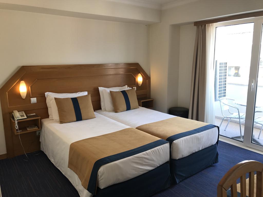 Dreibettzimmer
