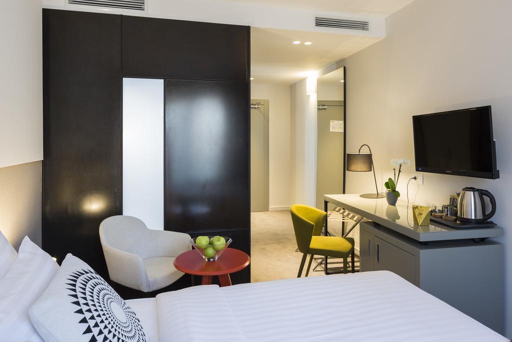 Standard Double Room,435355431:JPEG
