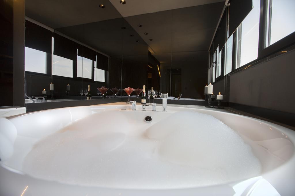 Junior Suite mit Whirlpool