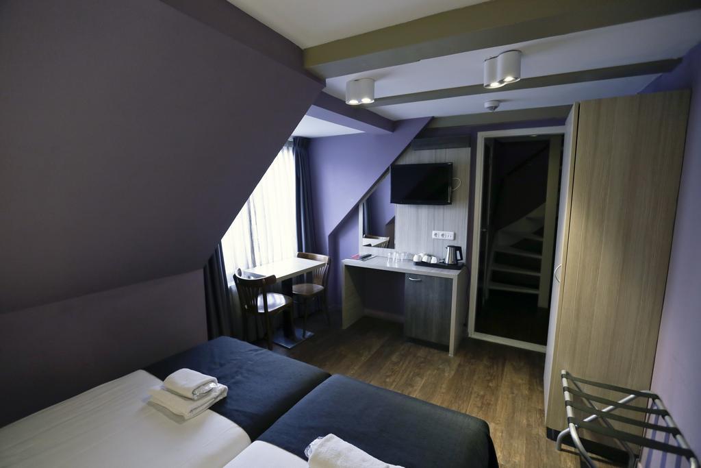 Vierbettzimmer