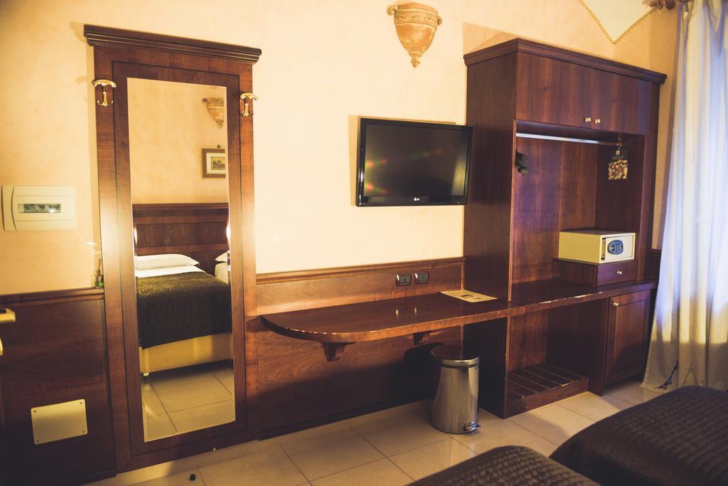 Deluxe Doppel-/Zweibettzimmer