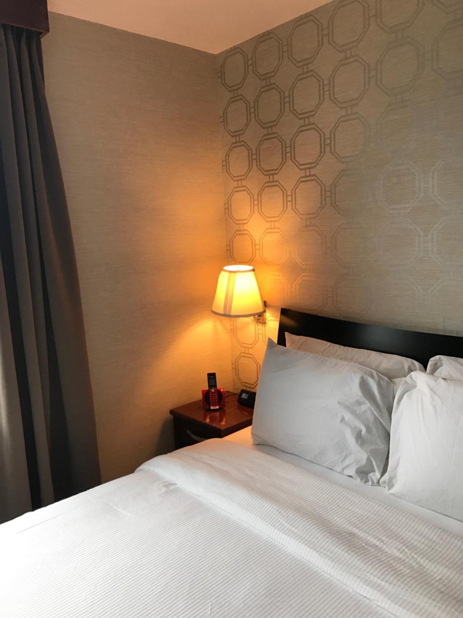 Zimmer mit Queensize-Bett