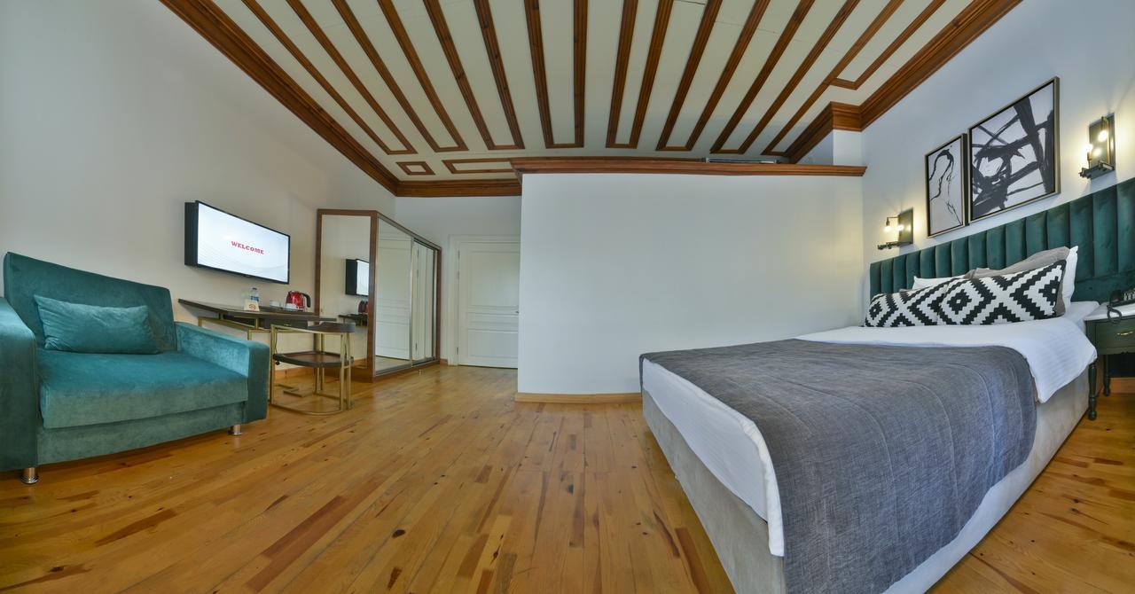 Deluxe Junior Suite