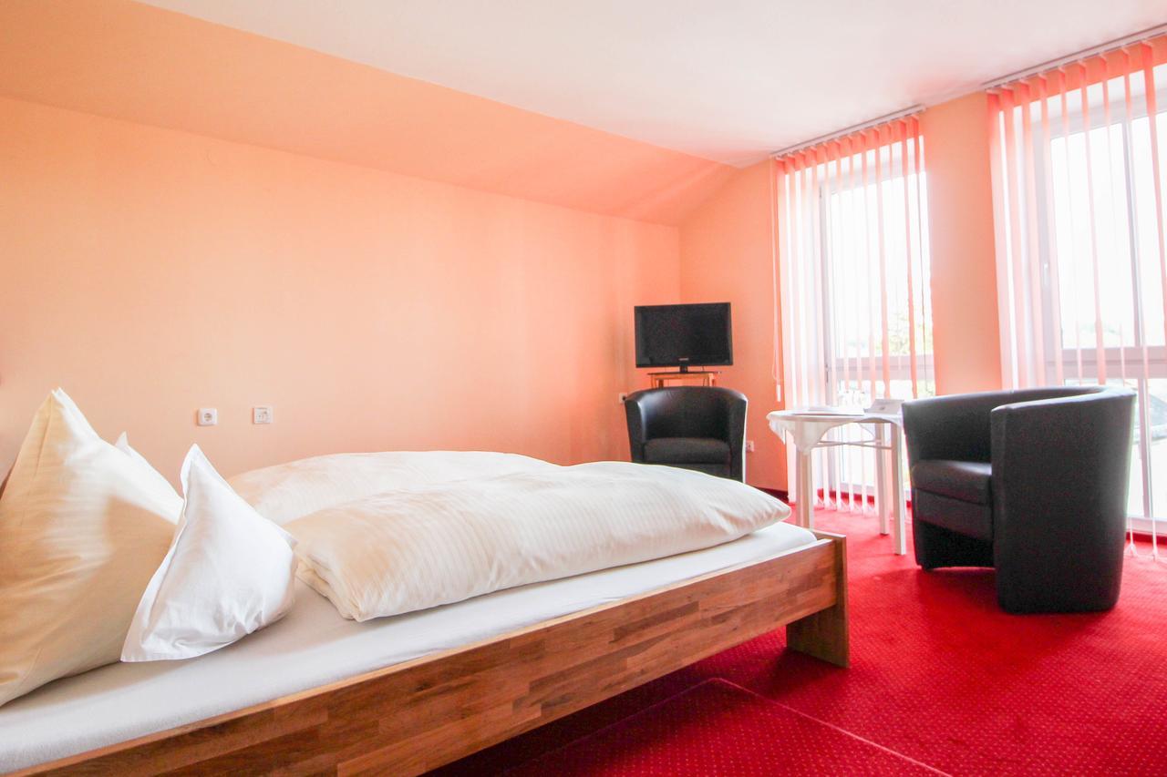 Doppelzimmer mit Balkon