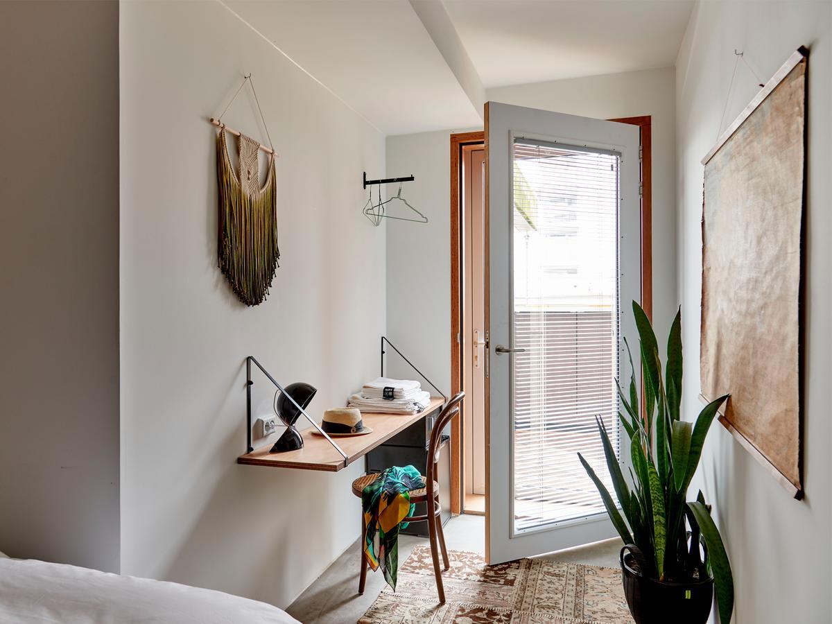 Dreibettzimmer mit Balkon