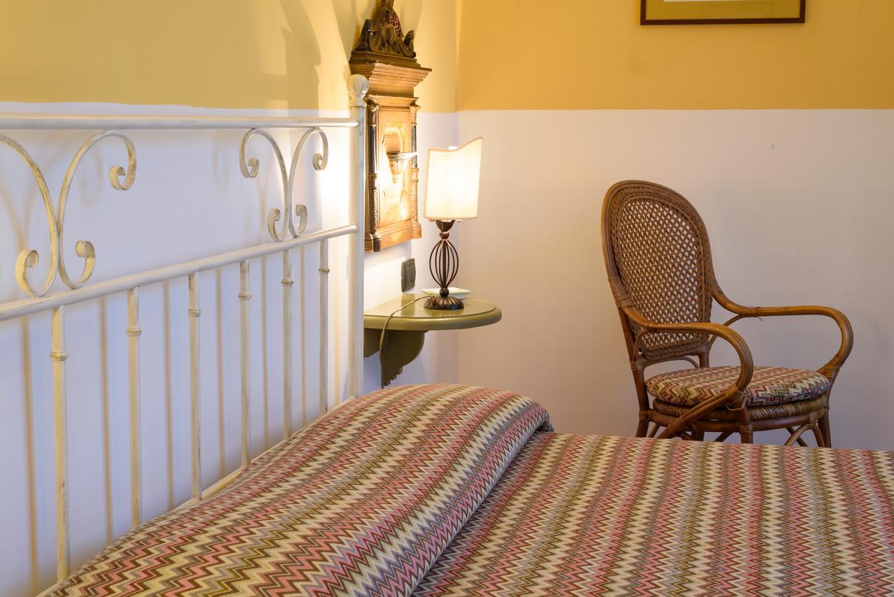 Doppelzimmer mit Balkon