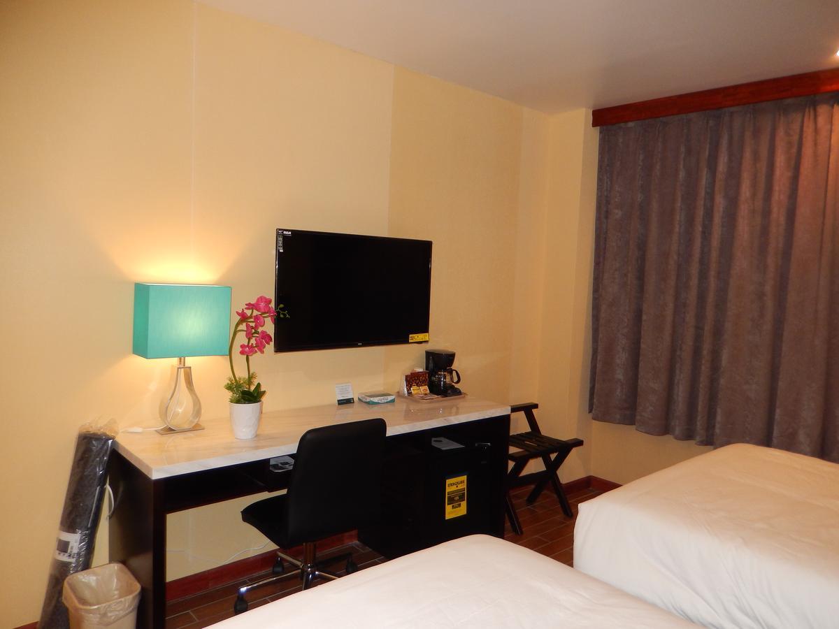Doppelzimmer mit 2 Doppelbetten - Nichtraucher