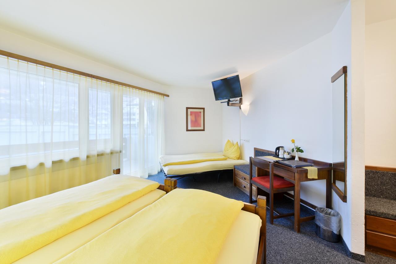 Dreibettzimmer
