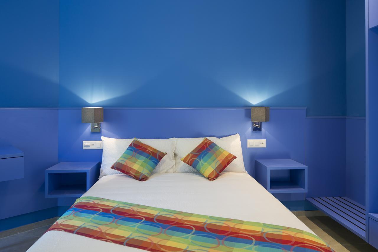 Dreibettzimmer mit Balkon