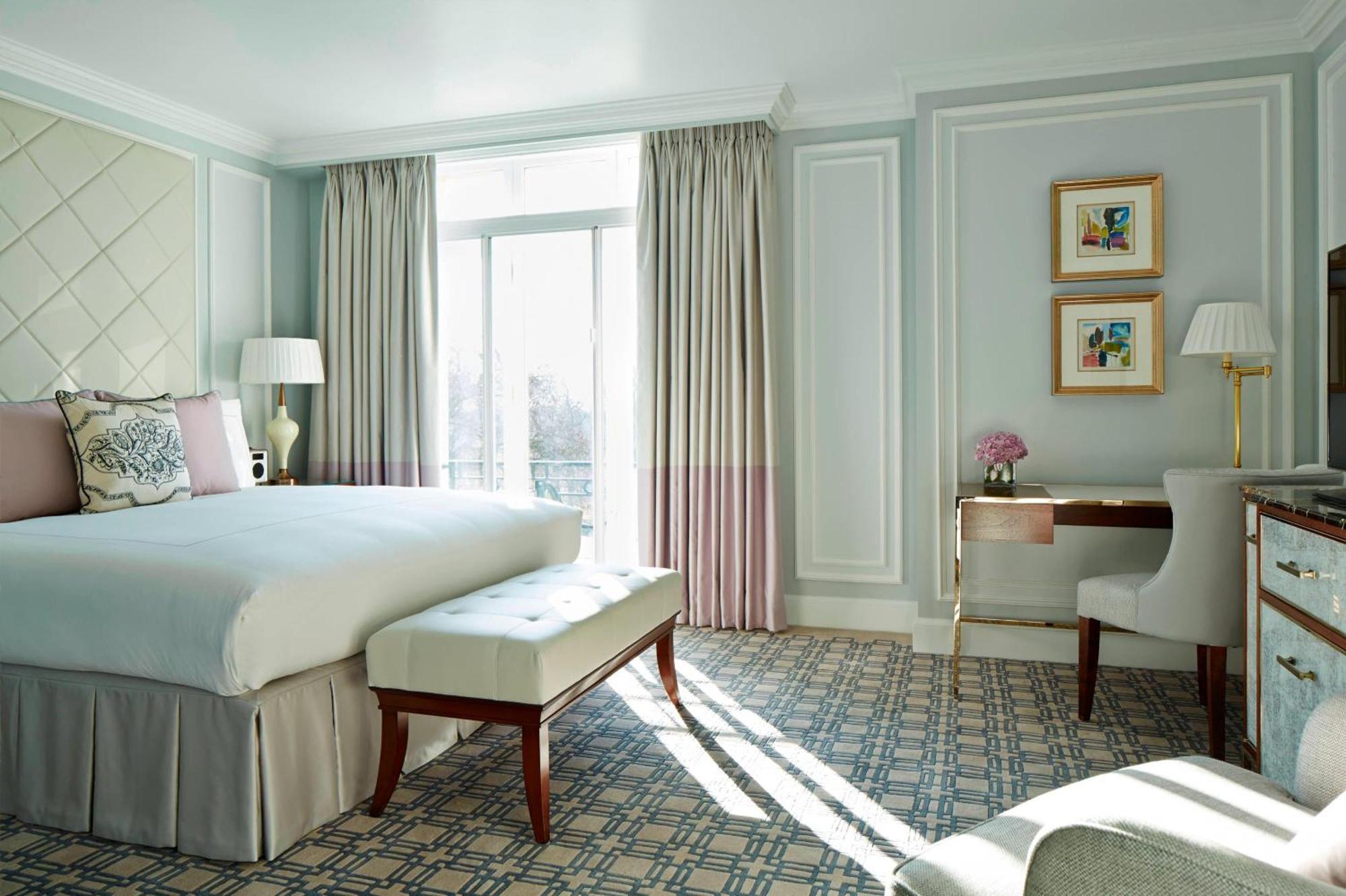 Executive Zimmer mit 1 Kingsize-Bett und Zugang zur Executive Lounge