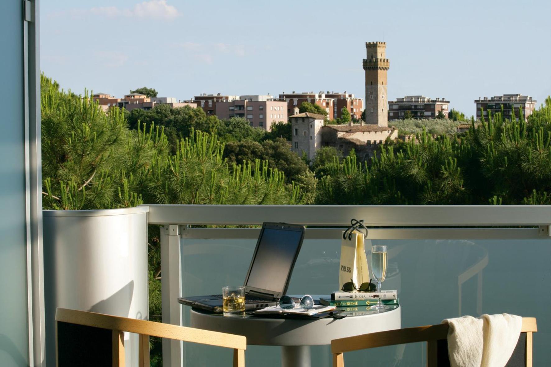 Dreibettzimmer mit Balkon