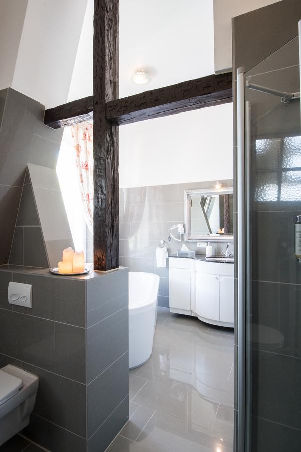 Deluxe Doppelzimmer mit Badewanne - "Zeitreise"