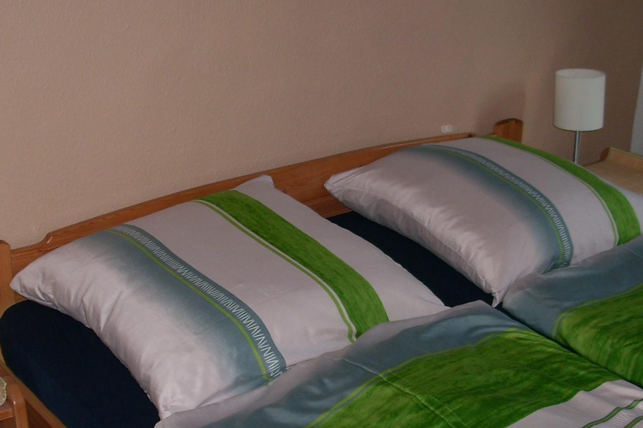 Doppelzimmer mit Gemeinschafts-WC