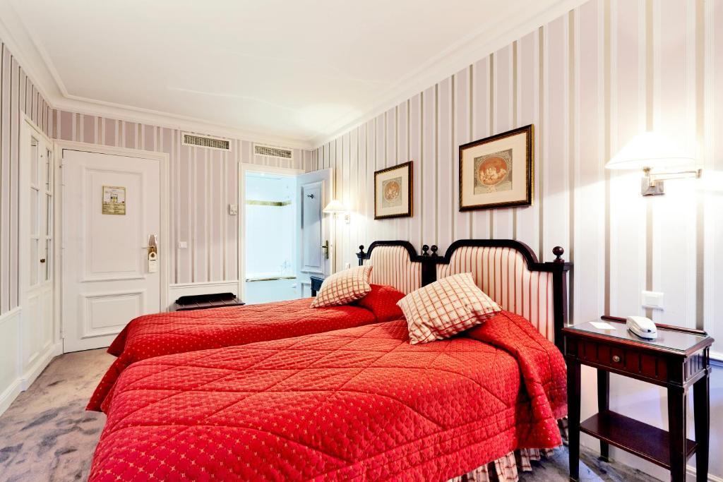 Dreibettzimmer