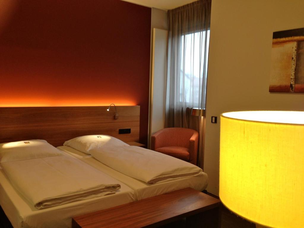 Business Double Room,61257982:JPEG