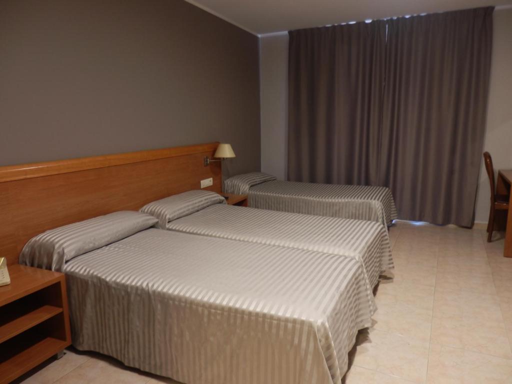 Dreibettzimmer