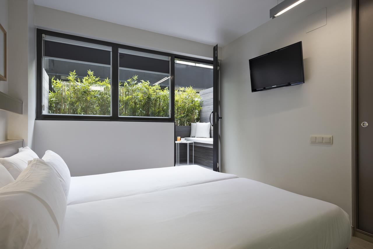 Dreibettzimmer mit Terrasse