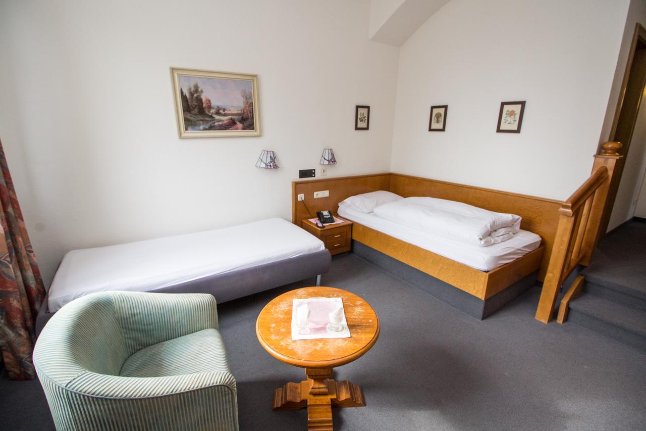 Standard Zweibettzimmer