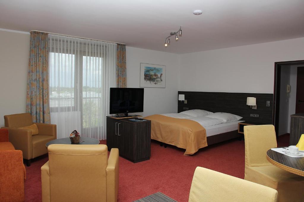 Studio Apartment (2 Adults),63271495:JPEG