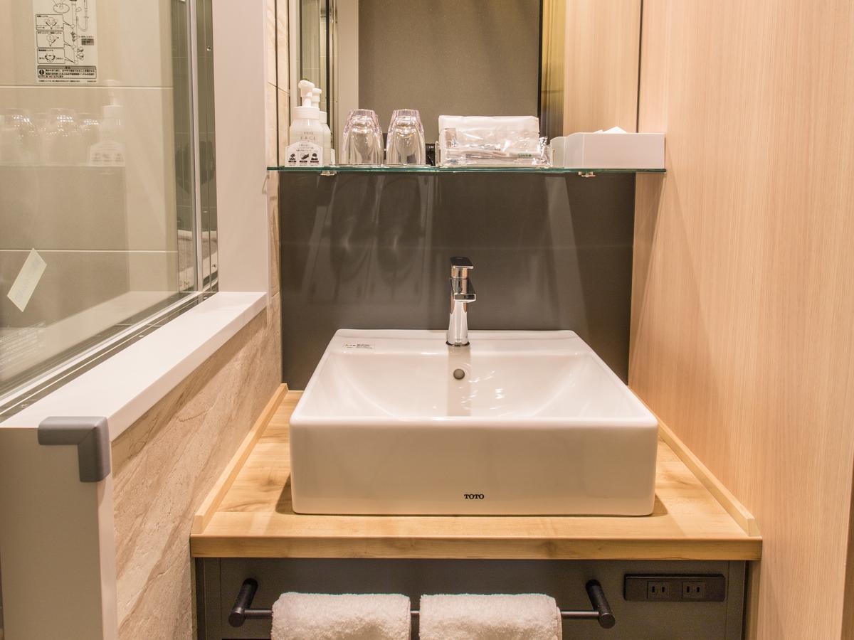 Premium Zimmer mit Kingsize-Bett und Balkon – oberste Etage, Nichtraucher