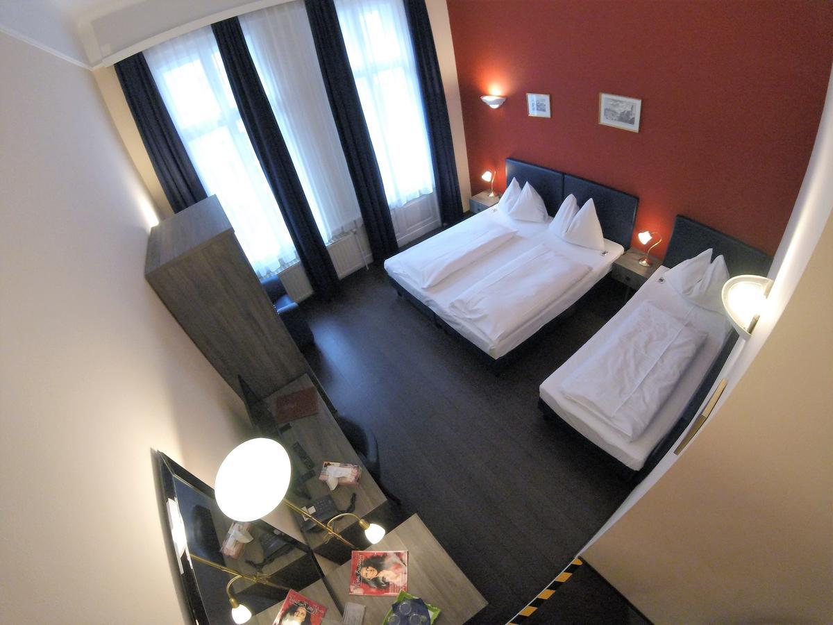 Dreibettzimmer