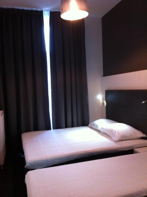 Kleines Dreibettzimmer