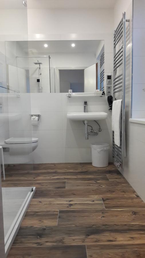 Dreibettzimmer