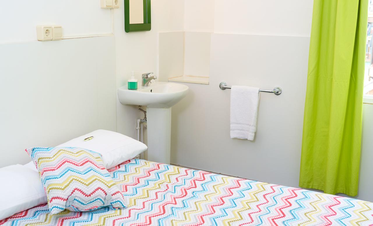 Zweibettzimmer mit Gemeinschaftsbad