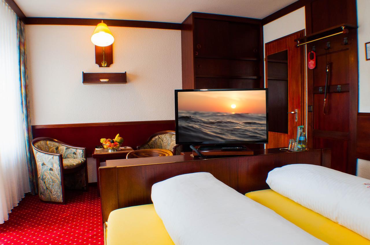 Doppelzimmer mit Balkon