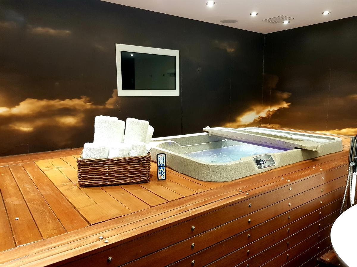 Suite Drop Dead Gorgeous Splash