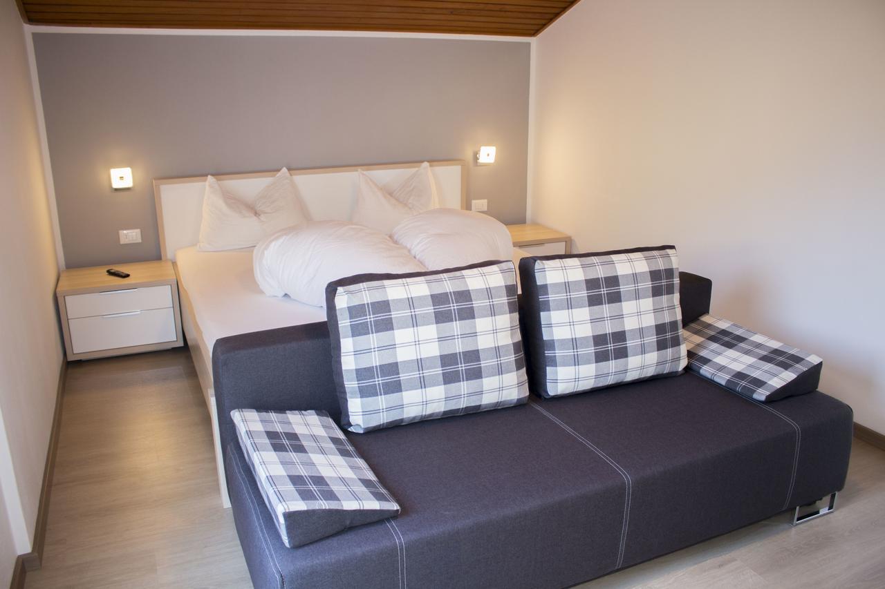 Doppelzimmer mit Balkon