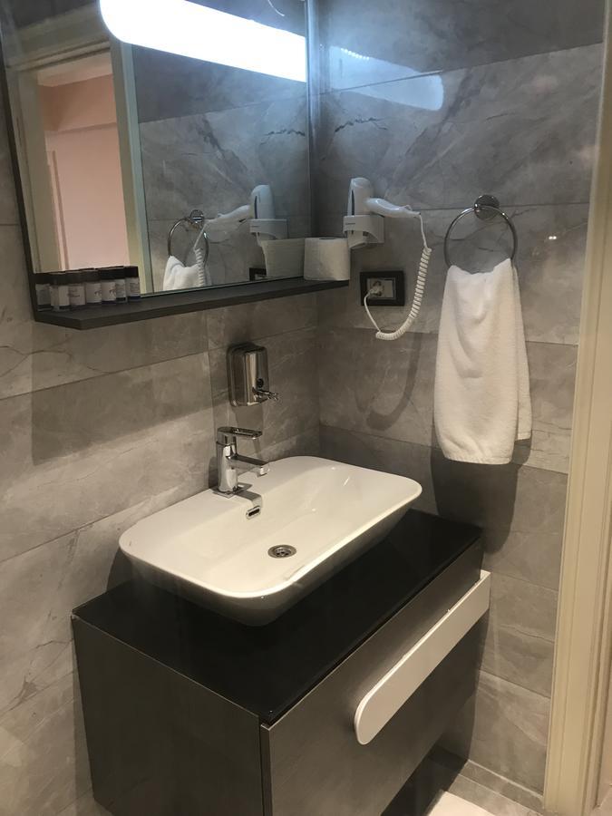 Deluxe Room,663524529:JPEG