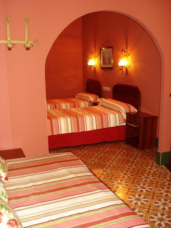 Familienzimmer (4 Erwachsene)