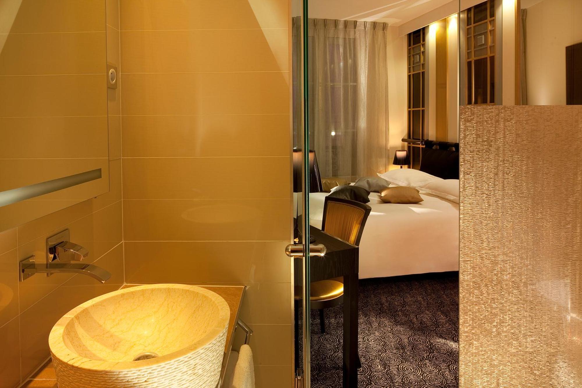 Doppelzimmer Trocadéro mit Whirlpool