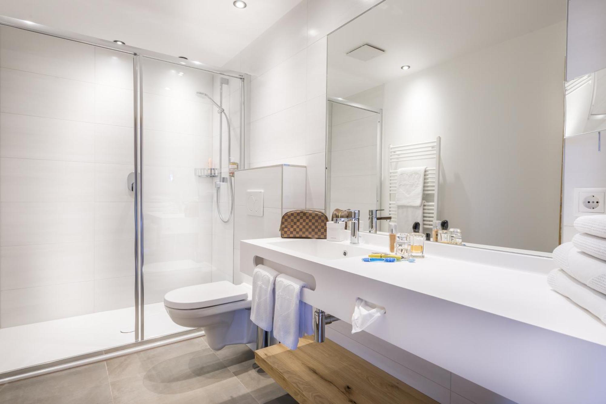 Doppelzimmer mit Balkon