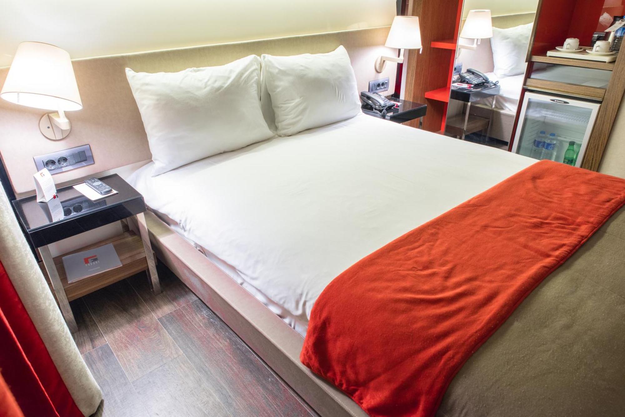 Doppelzimmer mit Verbindungstür