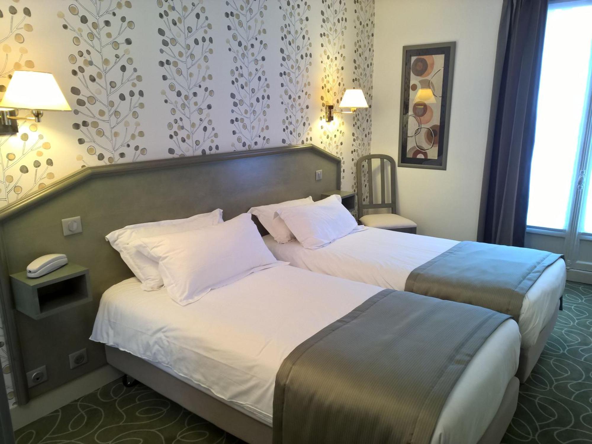 Zweibettzimmer