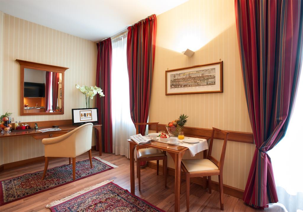 Vierbettzimmer mit Balkon