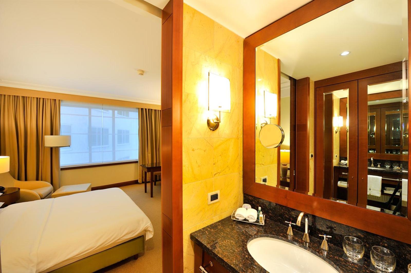 Club Zimmer mit Kingsize-Bett