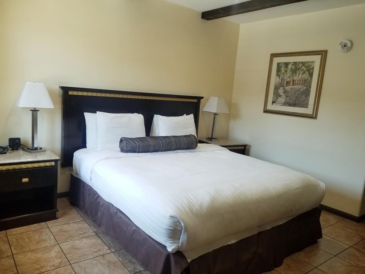 Zimmer mit Kingsize-Bett - barrierefrei