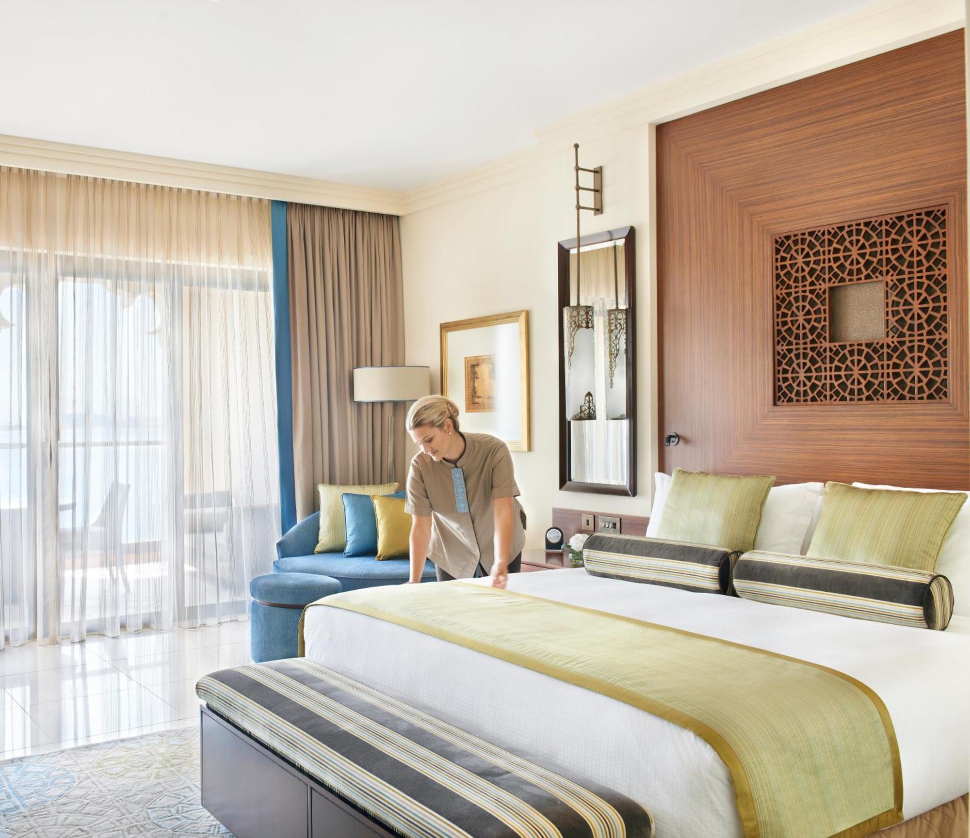 Fairmont Serenity Room, Spa Thermal Area Access, King Bed With Balcony,703573288:JPEG