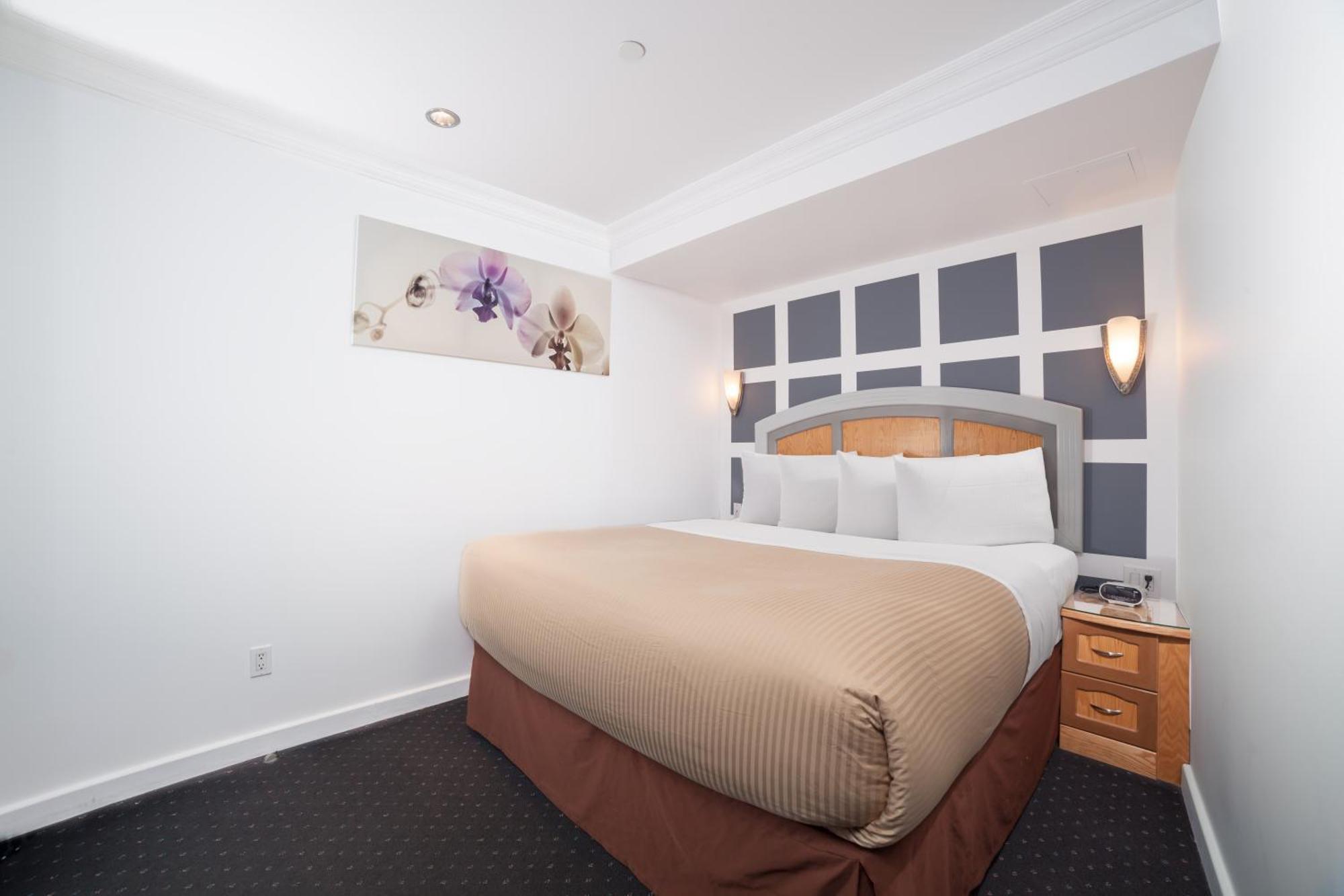 Deluxe Zimmer mit Kingsize-Bett