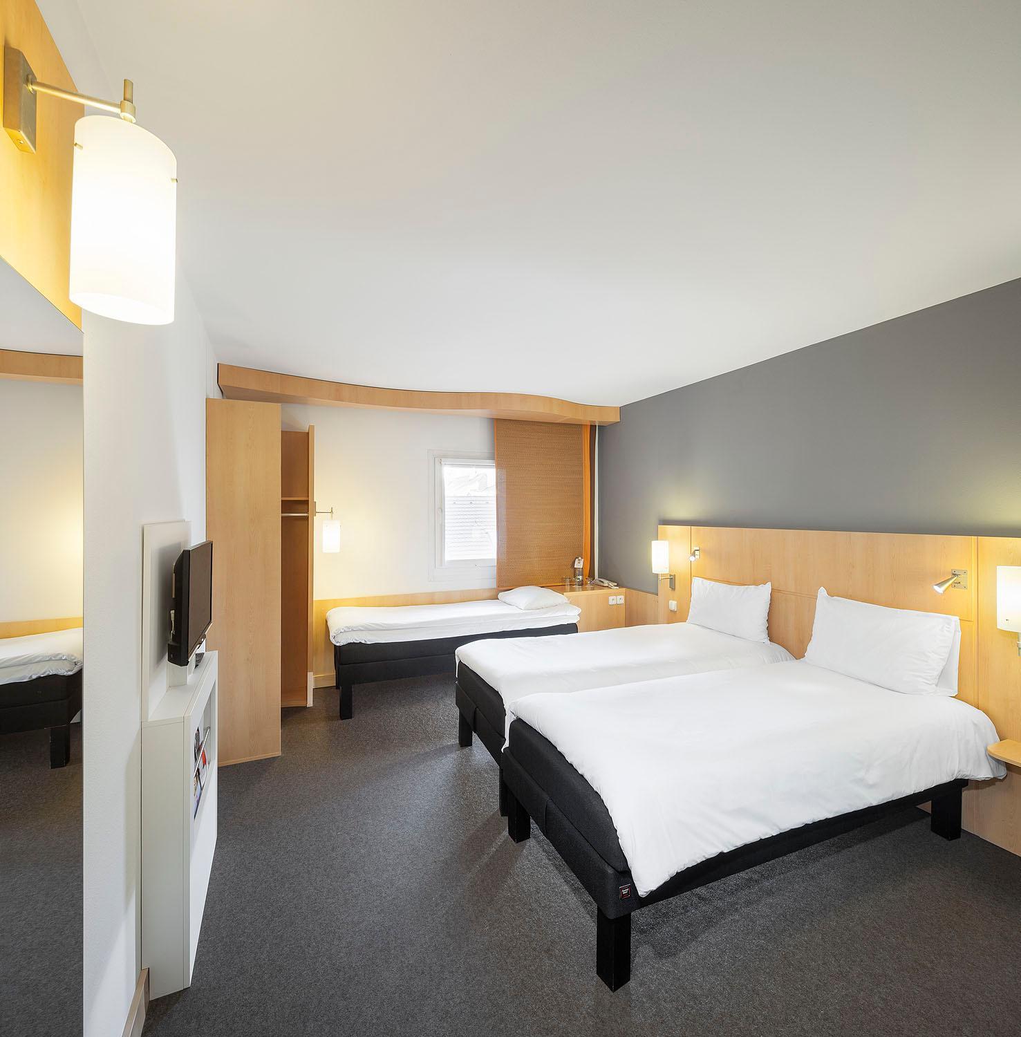 Standard Zimmer mit 3 Einzelbetten