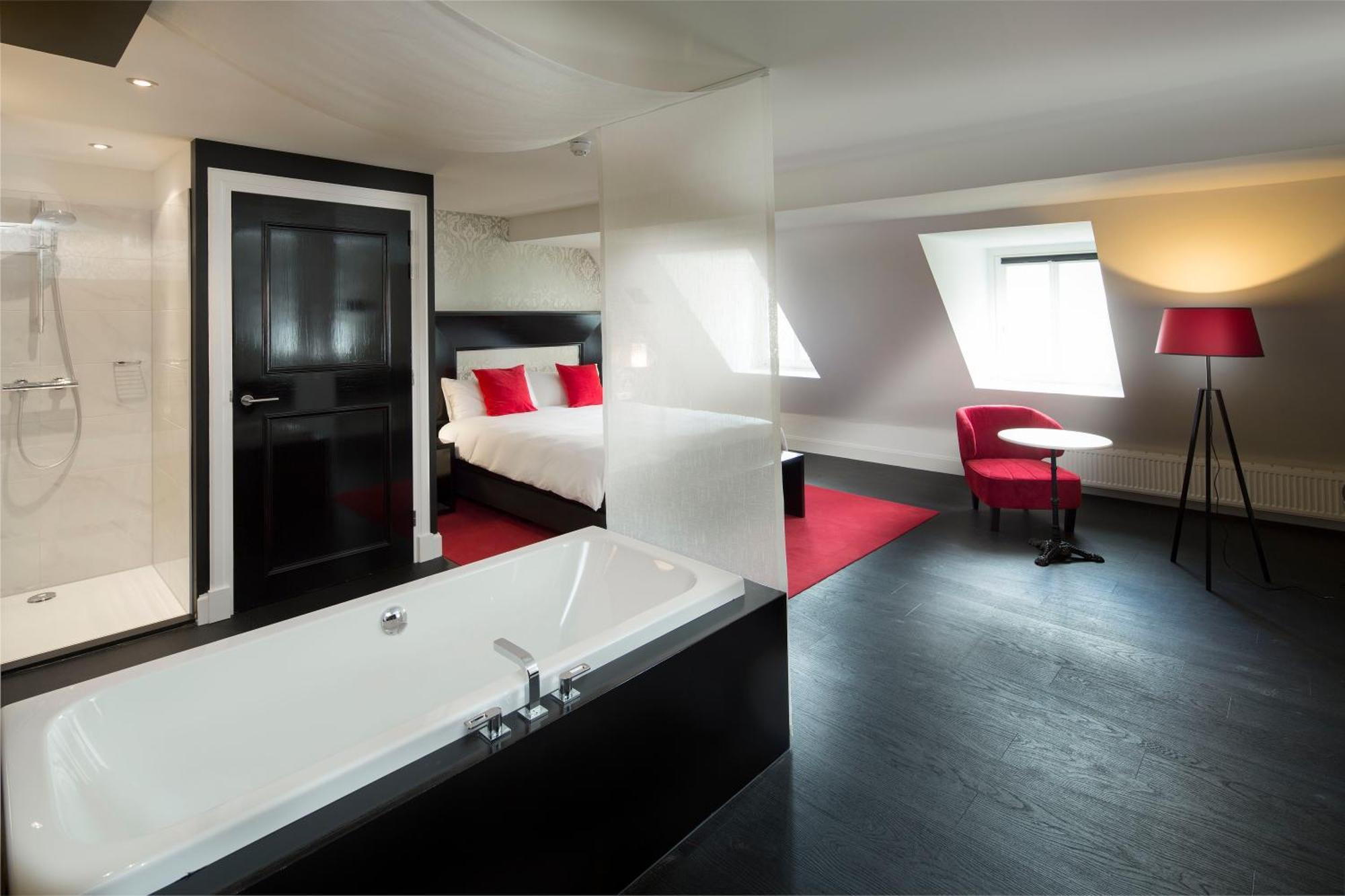 Superior Zimmer mit Kingsize-Bett