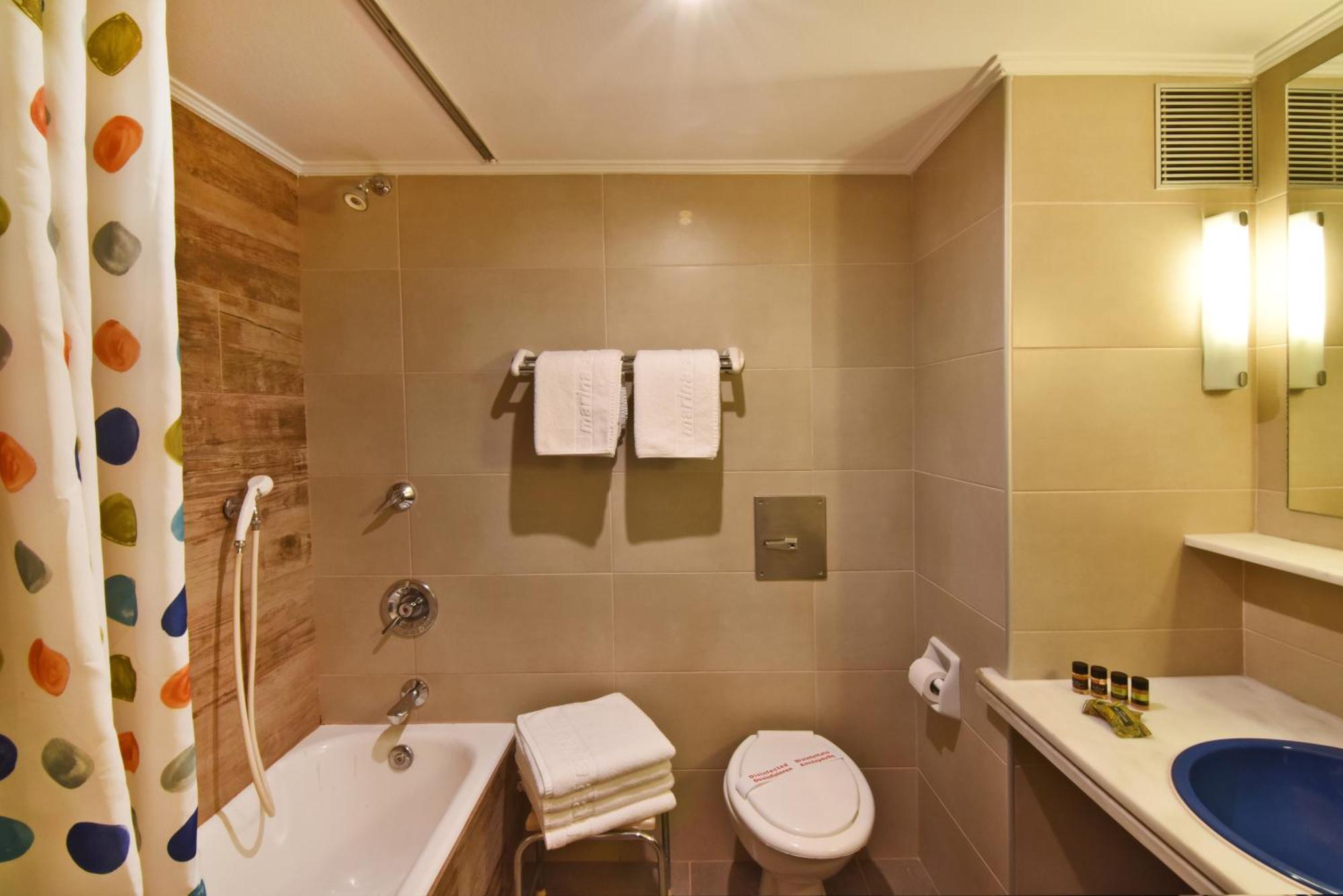 Premium Apartment mit 2 Schlafzimmern und seitlichem Meerblick