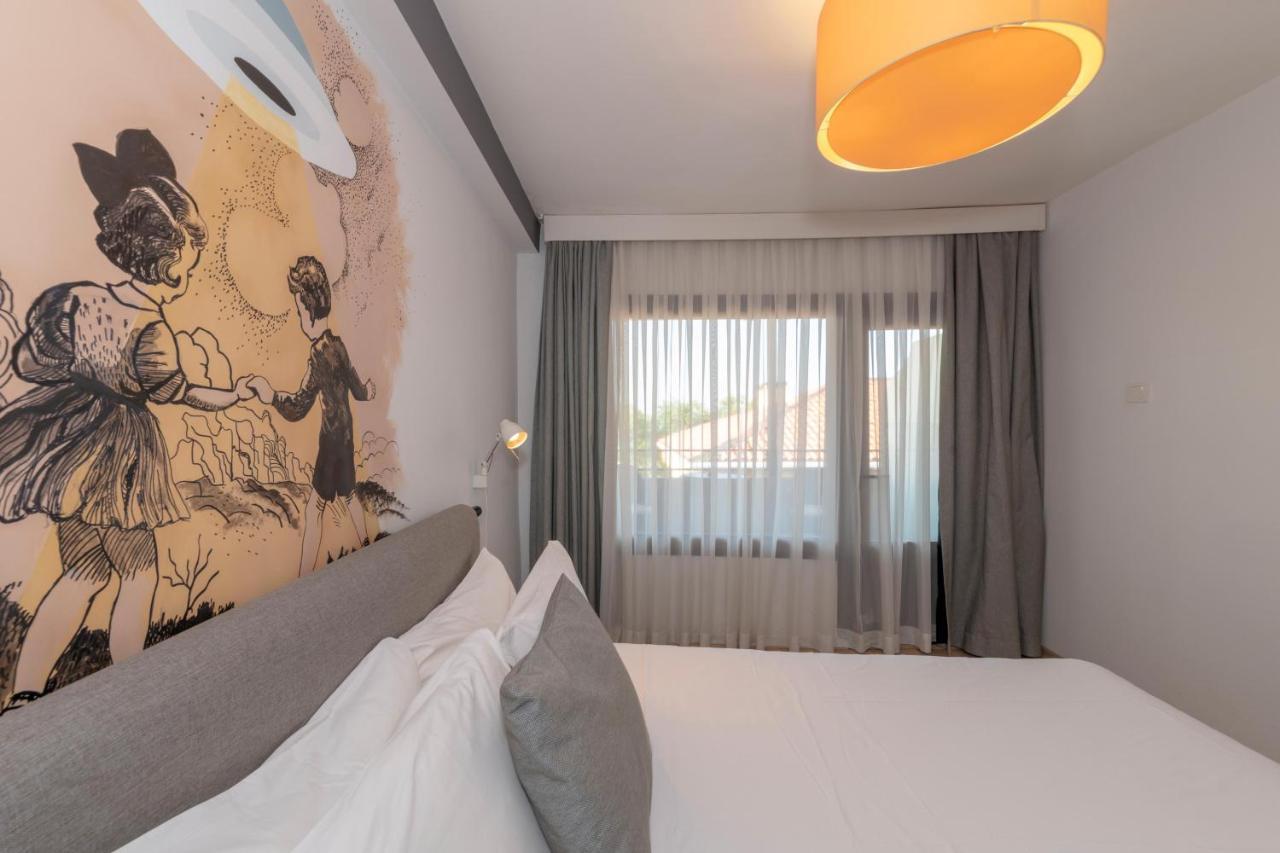 Doppelzimmer mit Balkon und Meerblick