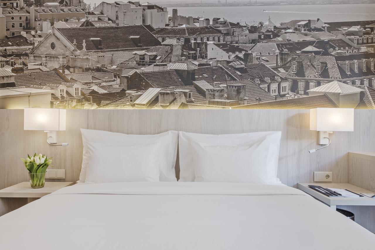 Doppel- oder Zweibettzimmer