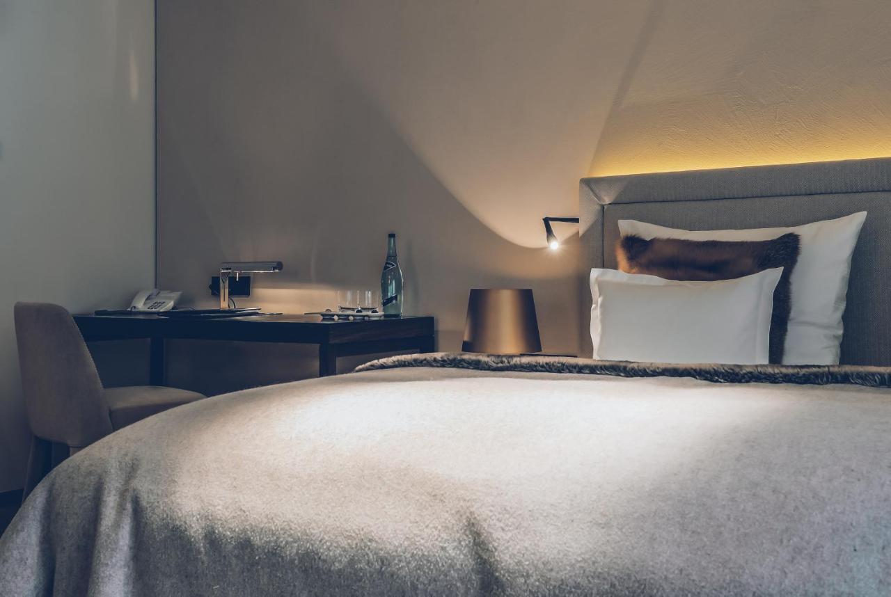 Deluxe Doppel-/Zweibettzimmer mit Balkon